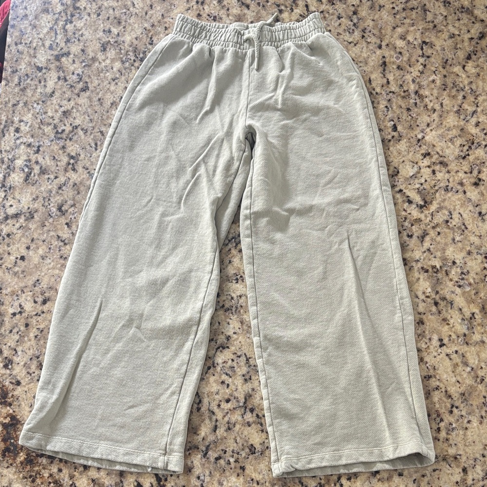 Zara Girls Light Green Wide Leg Sweatpants